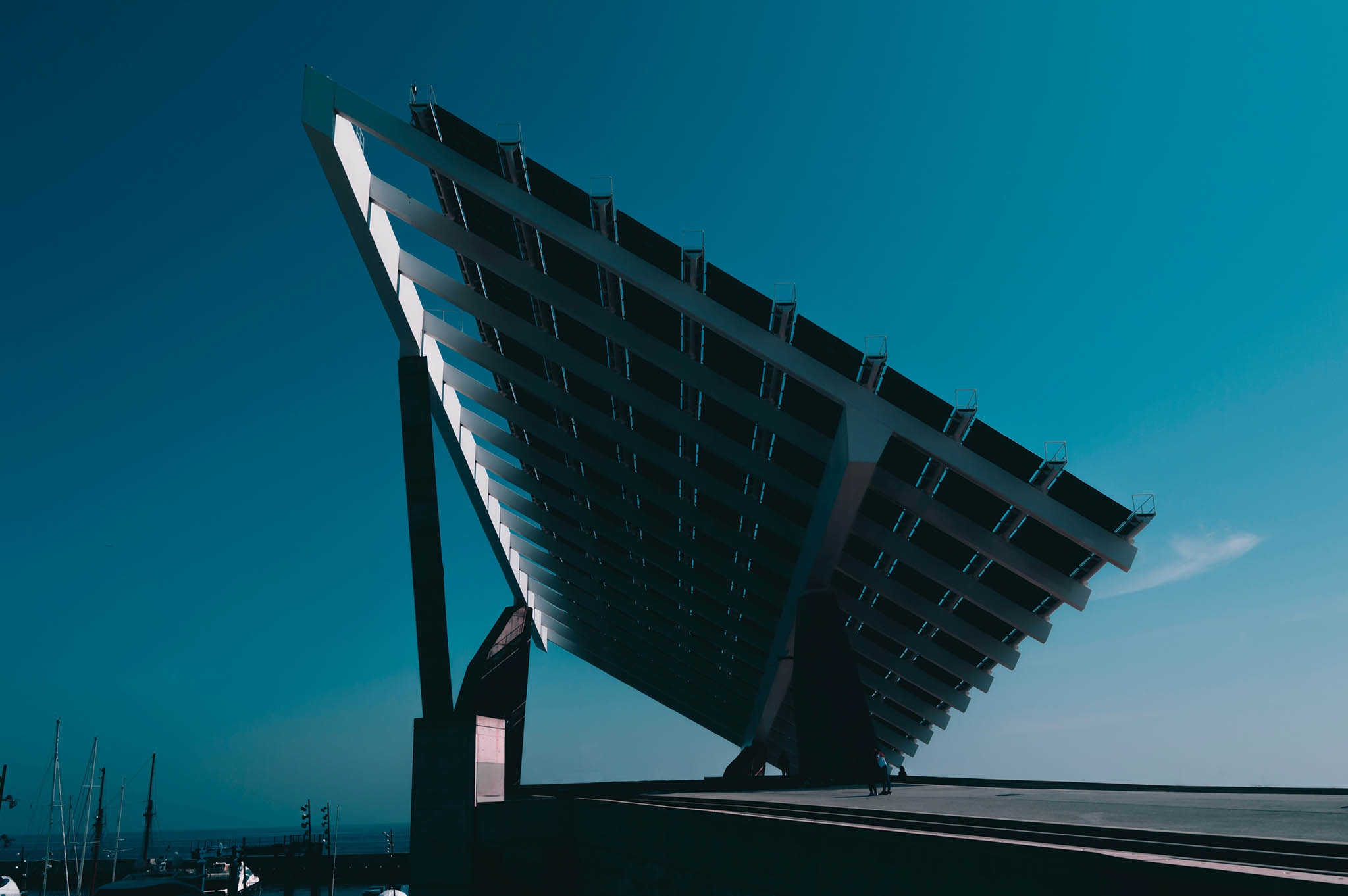 Solarcon, Statik Projelendirme, Taşıyıcı Konstrüksiyon Üretimi, Çatı Sistemleri, Arazi Sistemleri, Hareketli Sistemler (Tracker), Sabit Sistemler, Otopark Sistemleri, Enerji Panelleri, Güneş Panelleri, mekanik ve elektrik montaj,solar panel temizliği,servis ve bakım, Çatı Üzeri Güneş Enerji Sistemleri, Araziye Monte Güneş Enerji Sistemleri, Güneş Enerjili Tarımsal Sulama Sistemleri, Proje & Mühendislik, Uygulama İnşaat, Satın Alma & Tedarik, Denetim, Bakım & Onarım İşletme, Danışmanlık, Enerji Verimliliği